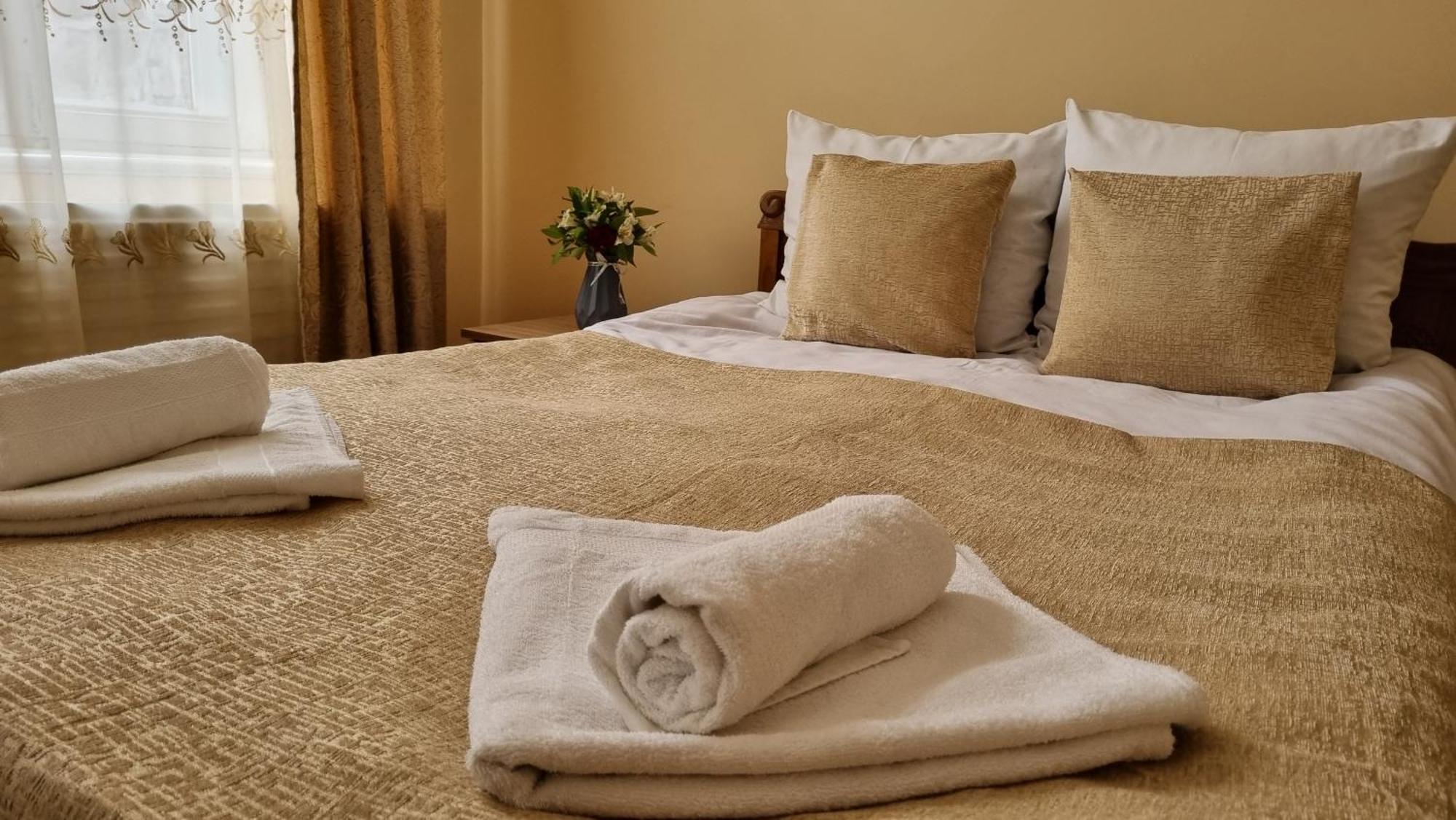 Guest House David'S B&B Гюмри Екстериор снимка