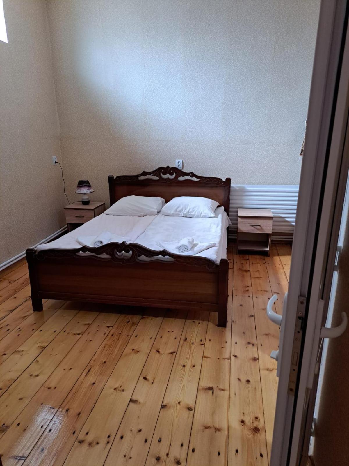 Guest House David'S B&B Гюмри Екстериор снимка