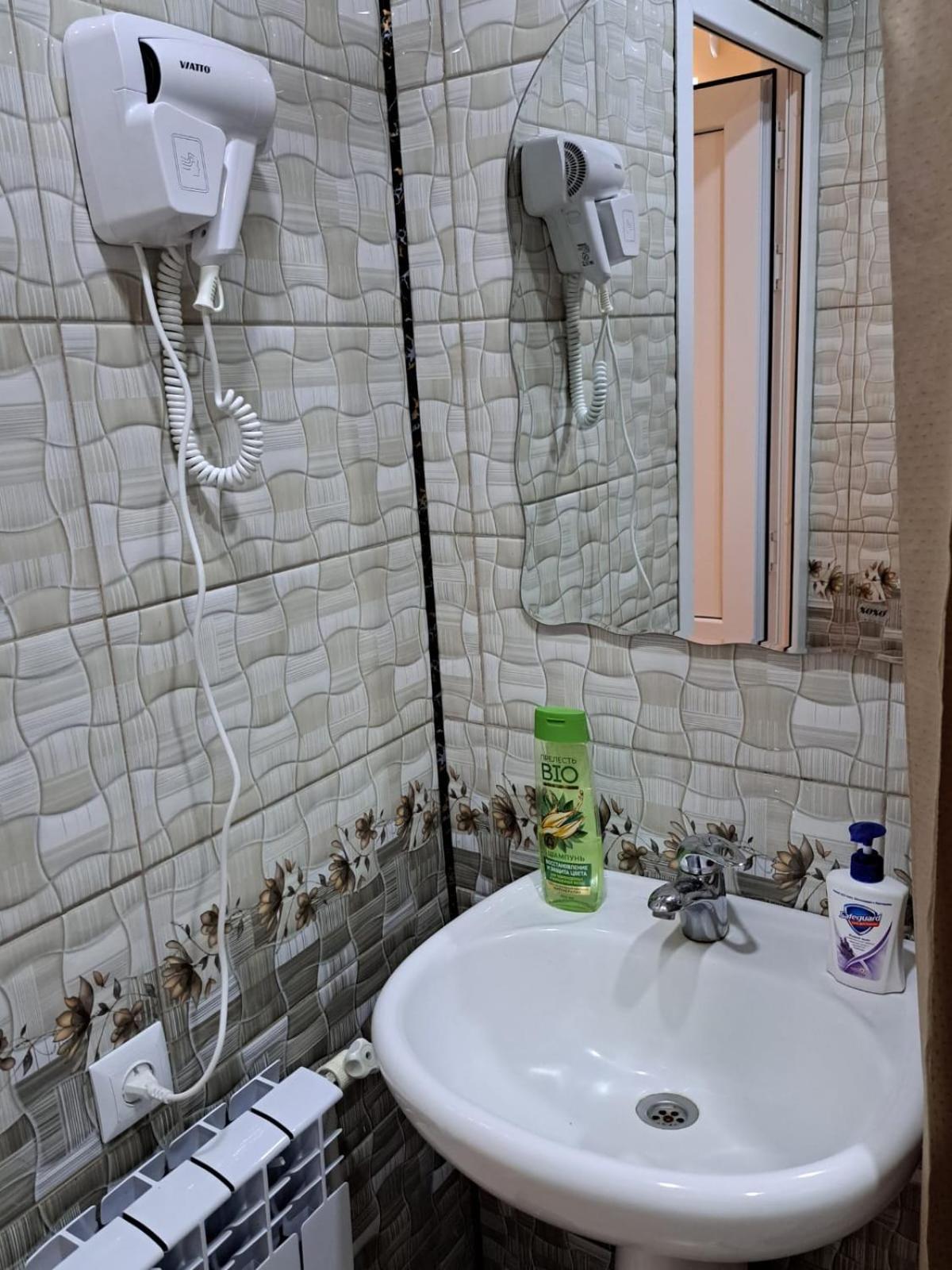 Guest House David'S B&B Гюмри Екстериор снимка