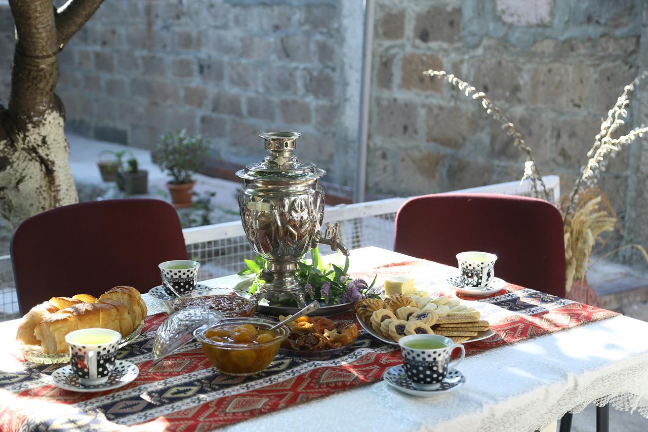 Guest House David'S B&B Гюмри Екстериор снимка