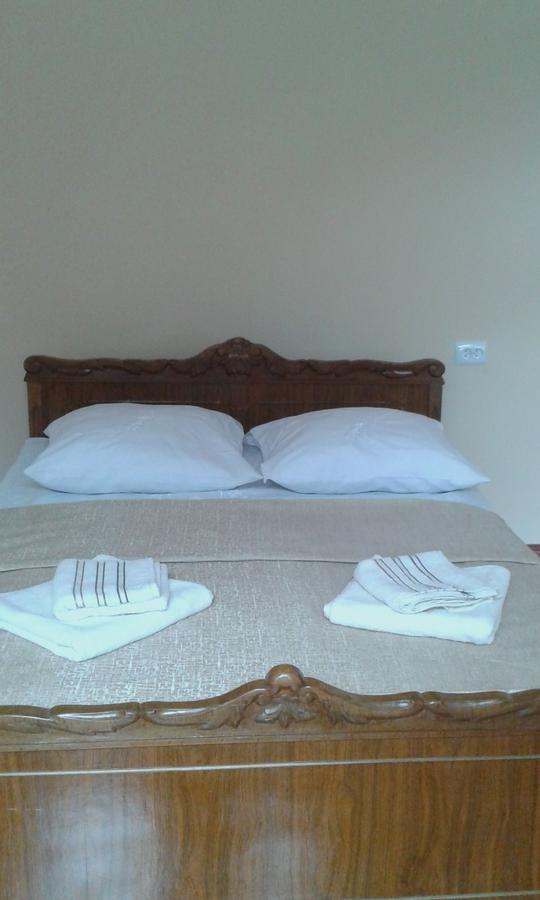 Guest House David'S B&B Гюмри Екстериор снимка